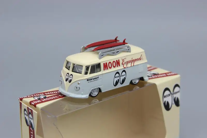 

Schuco 1:64 RV off-road vehicle model Mooneyes van T1 for VW Tarmac