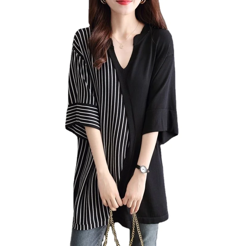 

2023 Summer New Women's Clothing Idle Style Ice Silk V-neck Loose Bottoming Sweater Thin Niche Half Sleeve Shirt