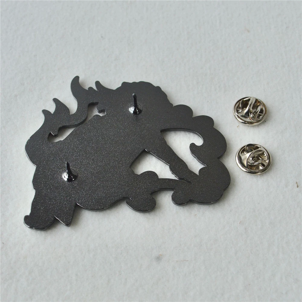 Аниме GINTAMA Sakata Gintoki Косплей Костюм Металлический значок Булавка Брошь из сплава