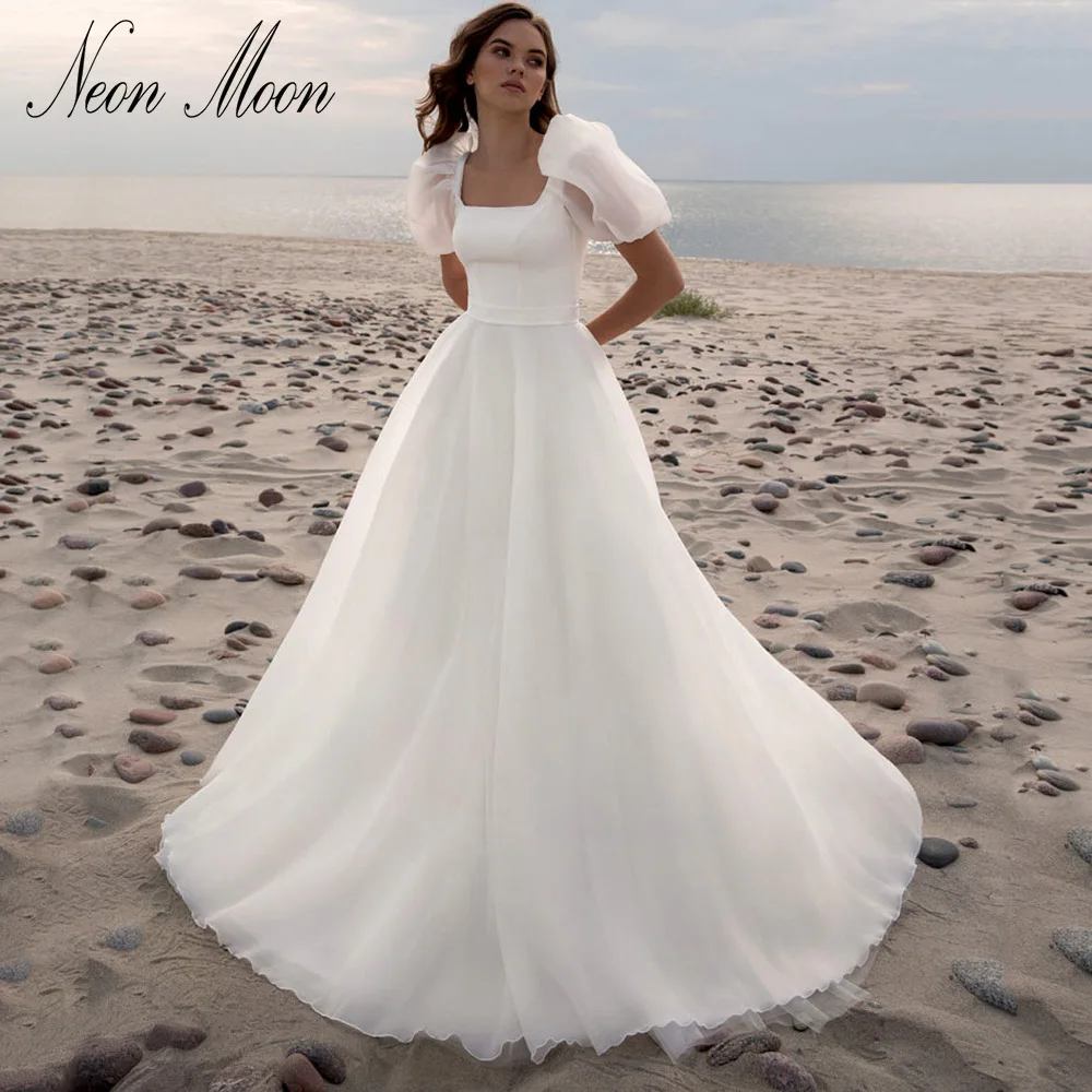 

Pretty Square Neck A Line Wedding Dress Short Puffy Sleeves Pleats Bridal Gown Open Back Sweep Train 2023 Vestidos De Novia