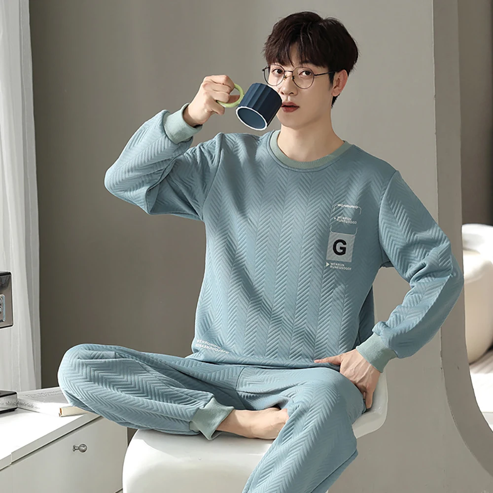 Рисунок 3 - Мужская зимняя 3-слойная зеленая