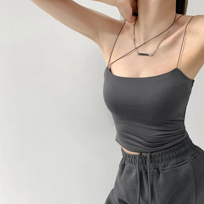 

Женский укороченный топ на бретелях-спагетти, однотонный