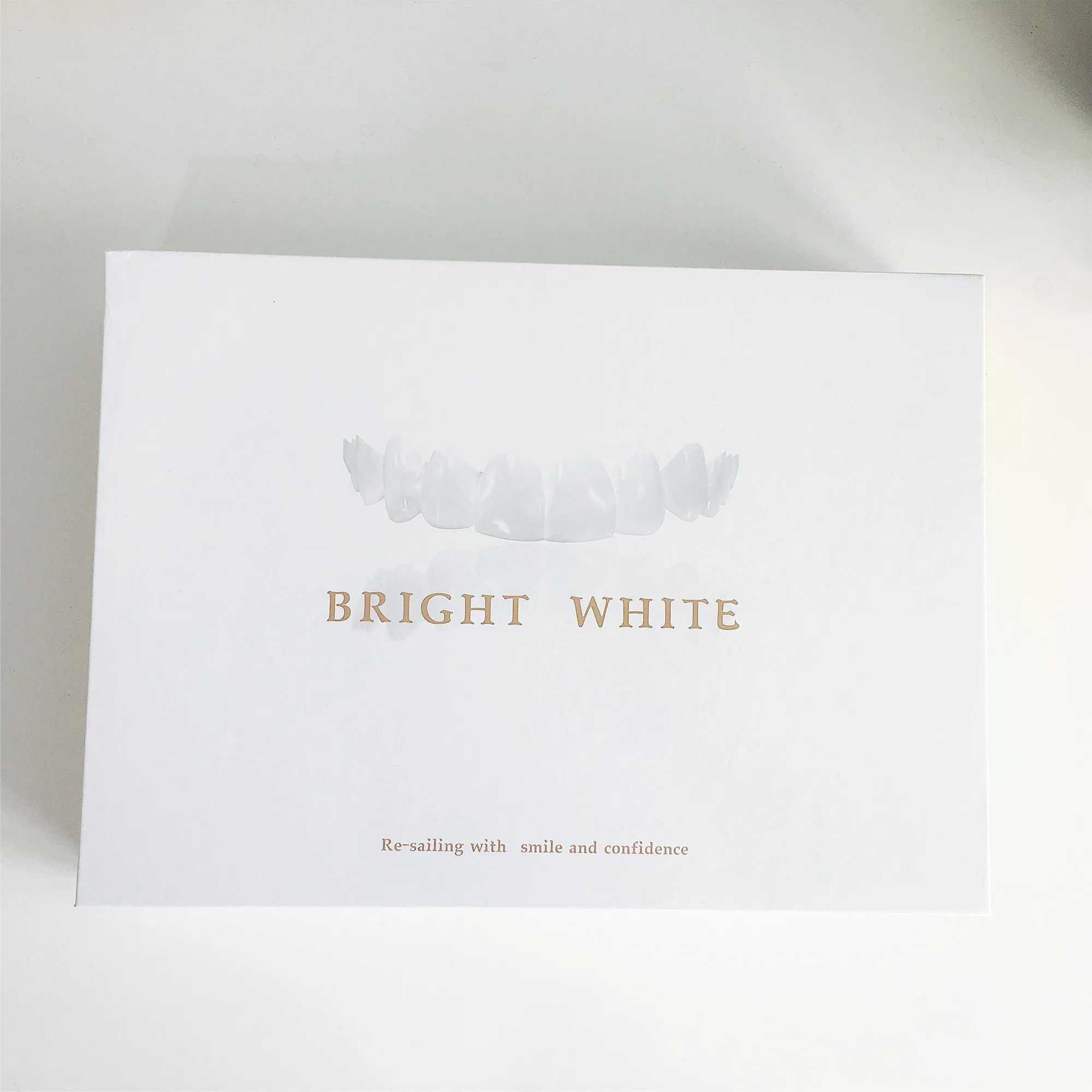 

Dental Teeth Whitening Porcelain Veneers Composite Resin Mould Light Cure Veneers Upper Lower Anterior 30Pcs/Box