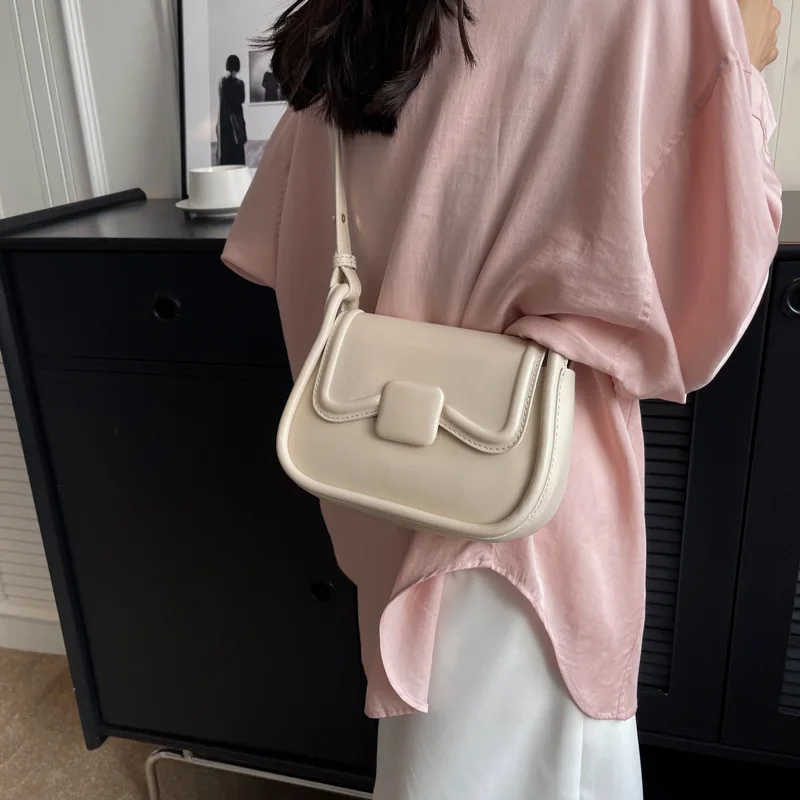 PU Niche Underarm Bag for Women Sweet Candy Color Shoulder Casual Bag 2023 New Trendy Fashion Messenger Bag Zipper Handbags