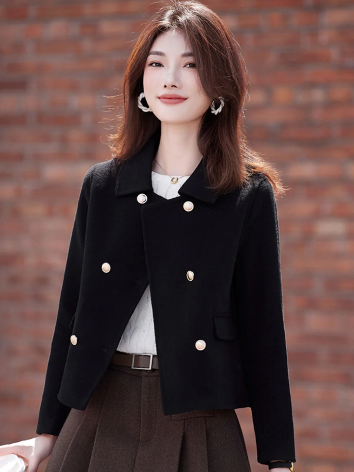 Черное двустороннее кашемировое пальто женское короткое маленькое осень-зима 2023