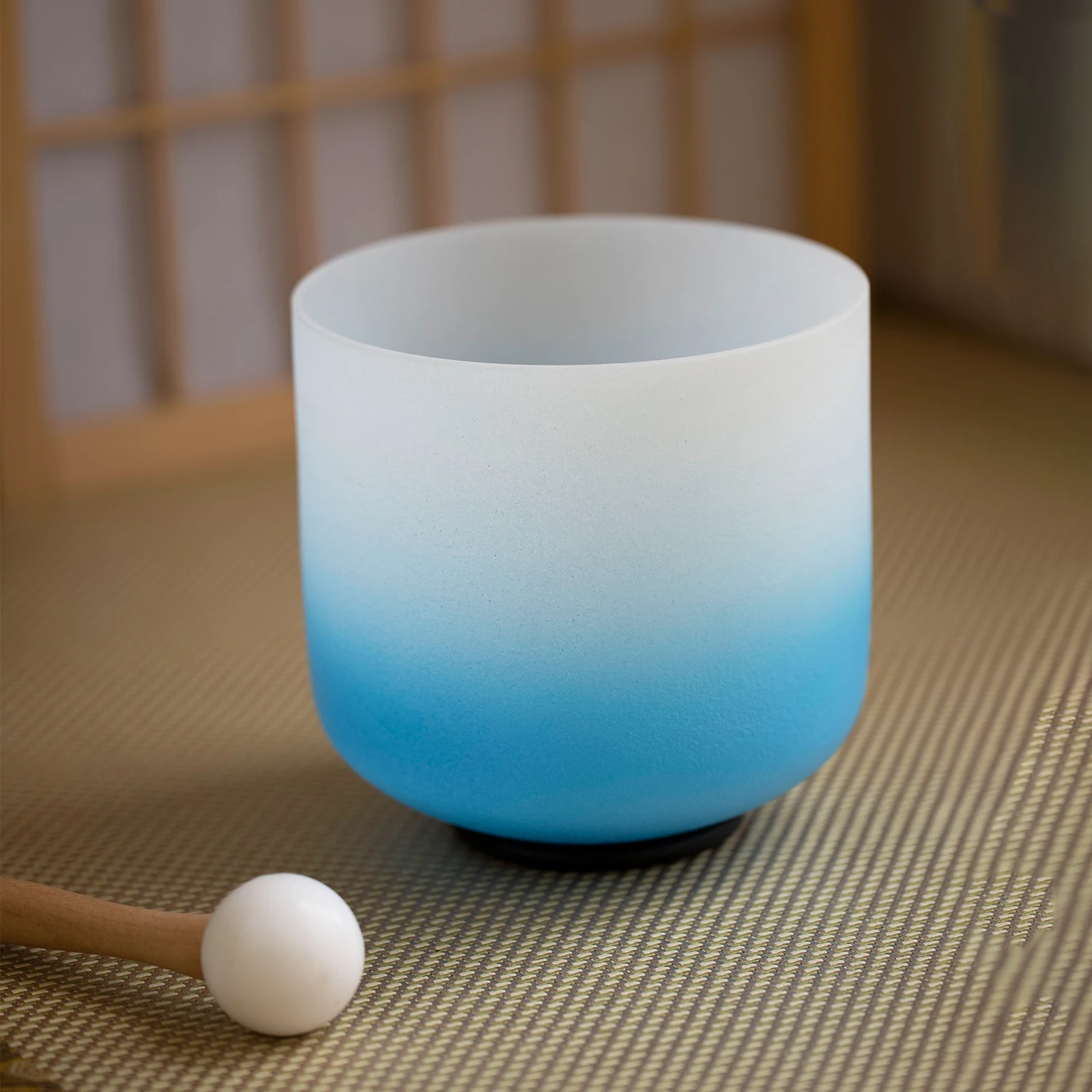 

Поющая чаша Hye-eun из голубого матового кварцевого кристалла, 7 дюймов, 432 Гц, чакра G Note для горла с бесплатным резиновым молотком и уплотнительным кольцом