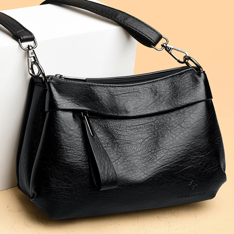 

Women's Black Square Shoulder Bag Vintage Washable Leather Serviceable Female Messenger Bags Medium Multi Pocket Ladies Handbags
