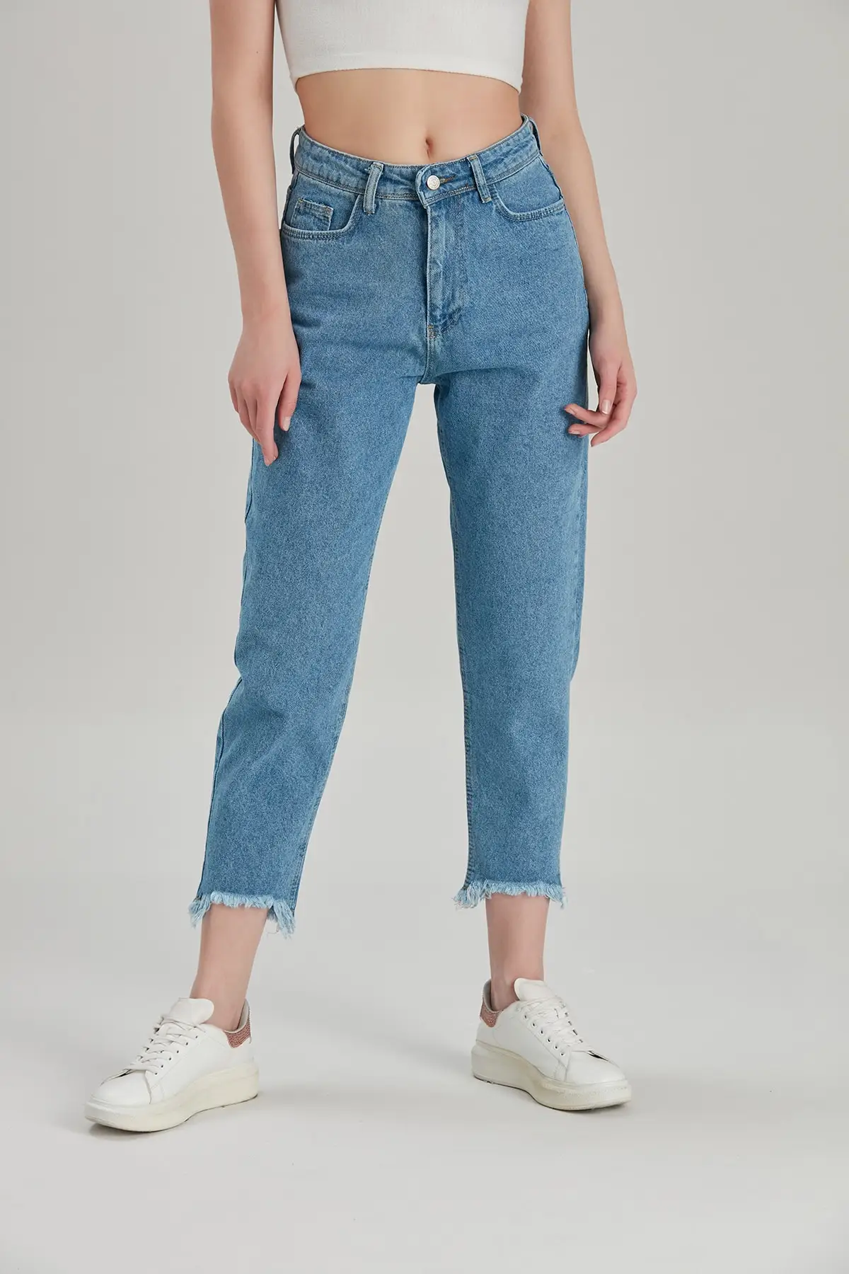 

Women's Blue Jeans Mom Style Cuff Tassel Detail Women Jeans 2021 Fashion