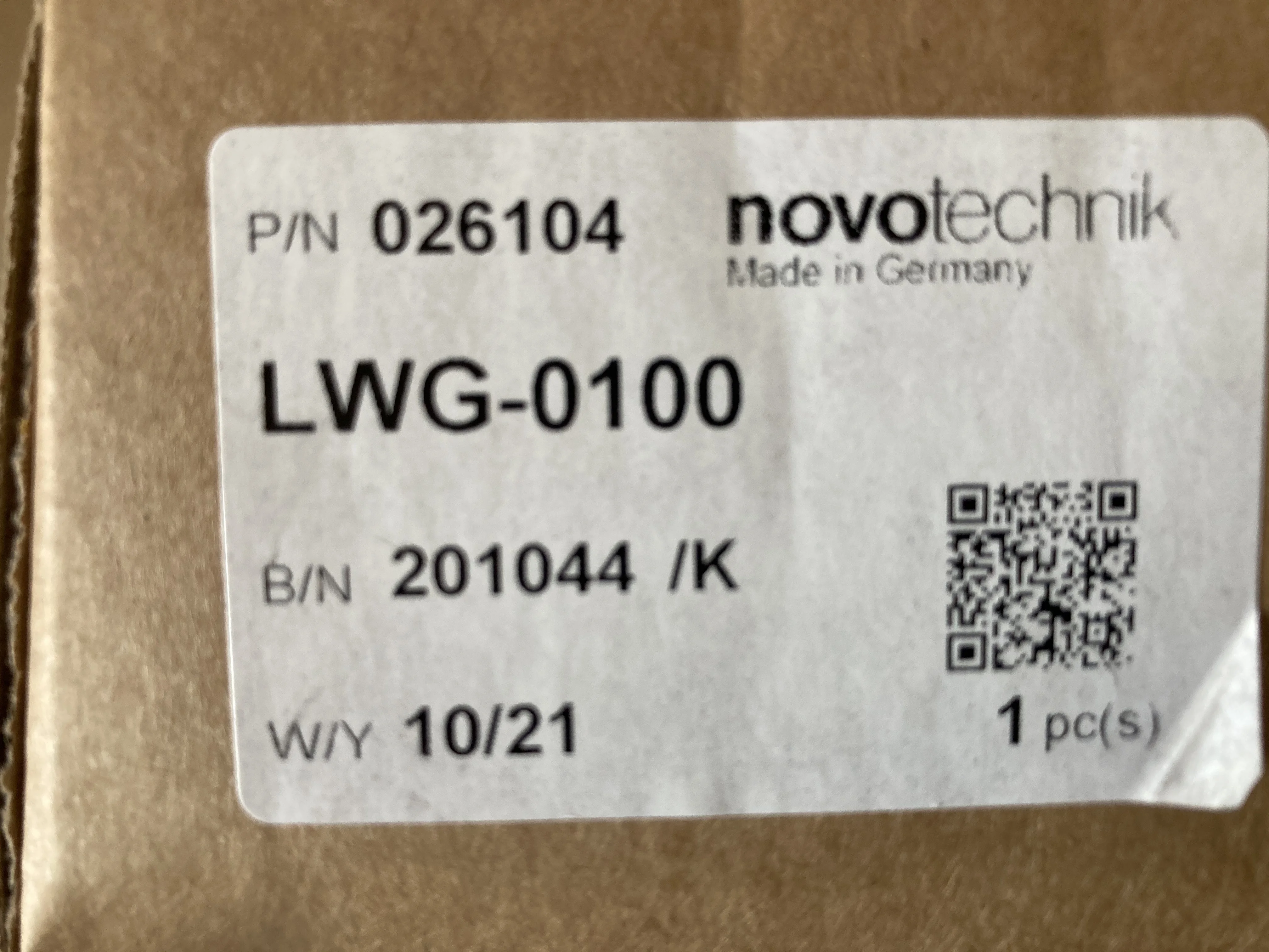 Двухкольцевой LWG-150 проводящий пластиковый линейный преобразователь NOVOTECHNIK