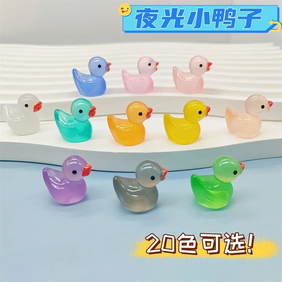 

Светящиеся мини-утки из смолы