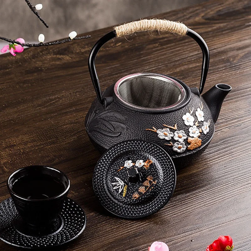 800 مللي إبريق شاي من حديد الصب الياباني مع مصفاة إينفوسير زهر البرقوق براد شاي من الحديد الزهر للماء المغلي