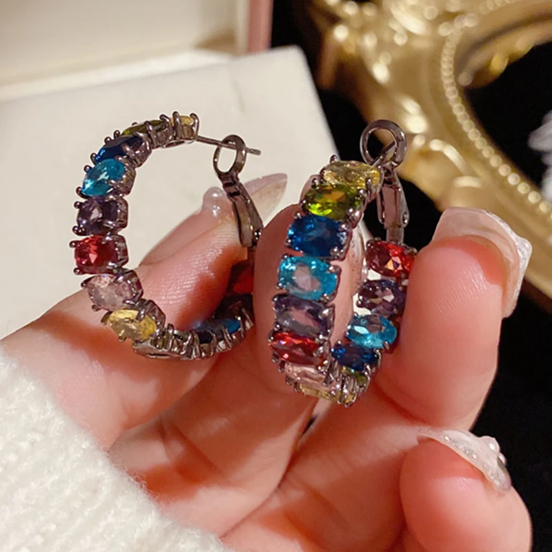 

Женские серьги-кольца с цирконом, в готическом стиле