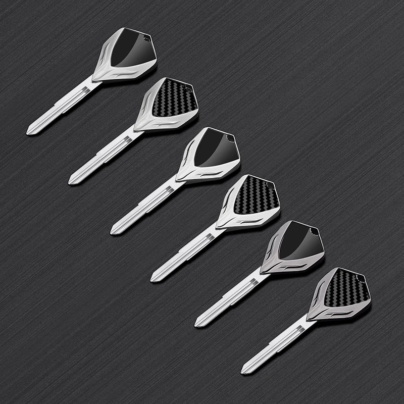 Фото Заготовка ключа для мотоциклов Honda CB1300, CBR300RR, CB600F, CBR600F4, CBR600RR, Deuville, Hornet, NT700V, Varadero, VTX1800, X1, NC750X, X11 №2