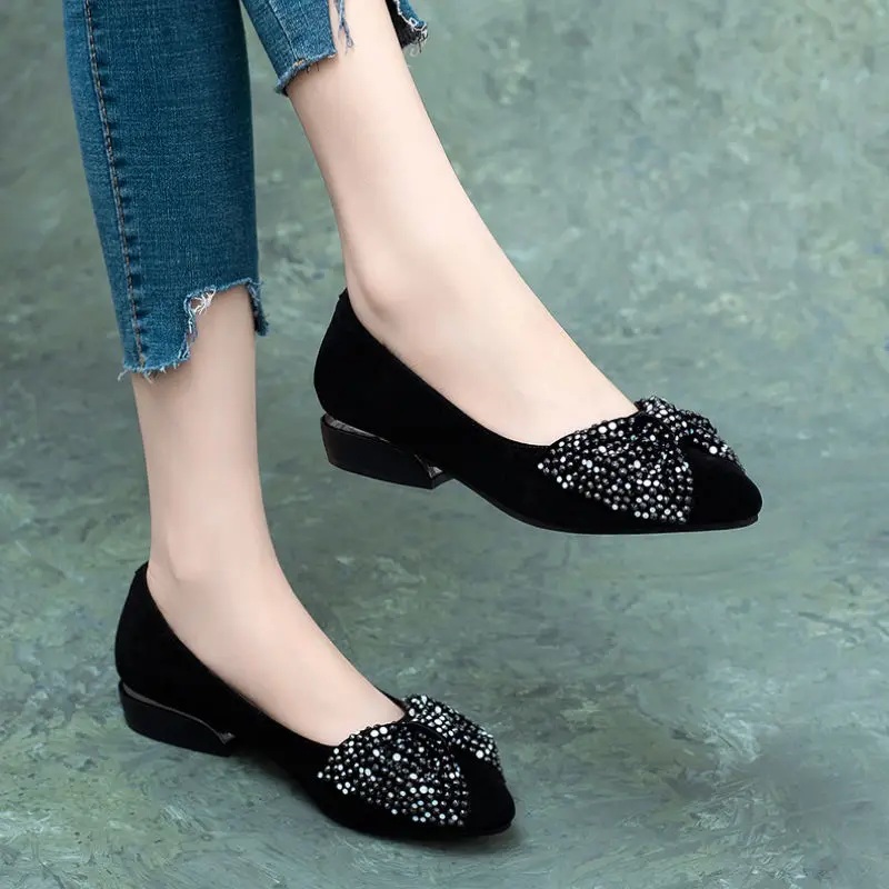 

Fashion Flat Shoes Women Slip on Shoes Ladies Soft Flats Shallow Mouth Black Work Shoes Soft Bottom Ballet Single Shoes E942