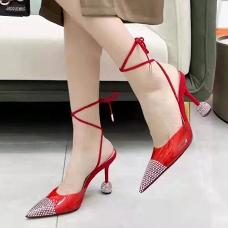 

Туфли-лодочки женские с острым носком, на странном каблуке