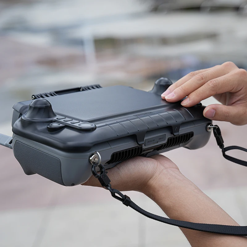 Фото Защитный чехол для DJI RC Plus 2, солнцезащитный козырек с дистанционным управлением, антибликовая крышка джойстика для дрона DJI Agras Matrice 400 4E 4T №2