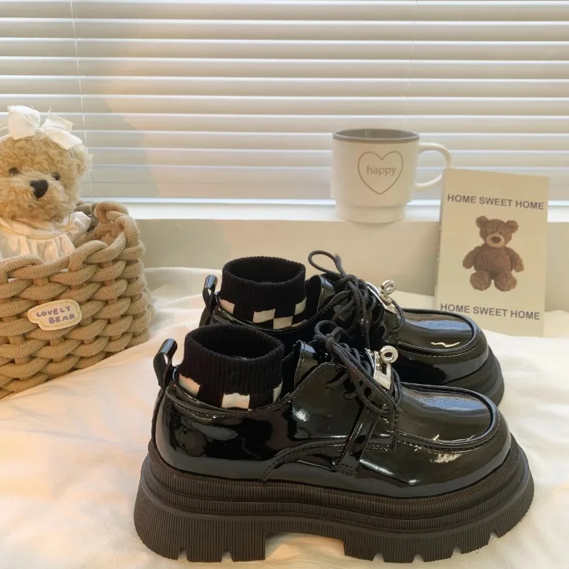 

Women Loafers 2024 Spring New British Style Lace-up Fashion Ladies Shoes Lock Buckle Round Toe Shoes 41