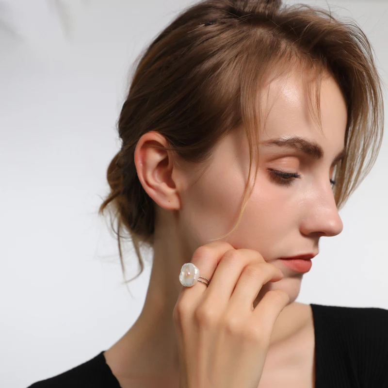 

Кольцо женское в стиле барокко, регулируемое из серебра 925 пробы