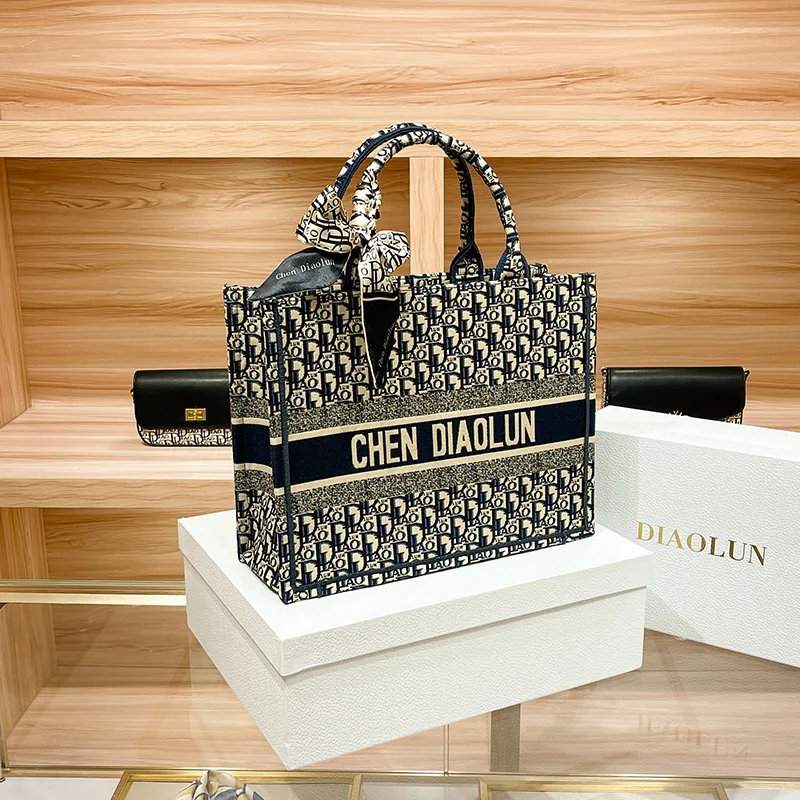 Самостоятельная фирменная сумка новинка 2024 Сумка с вышивкой для пожилых людей