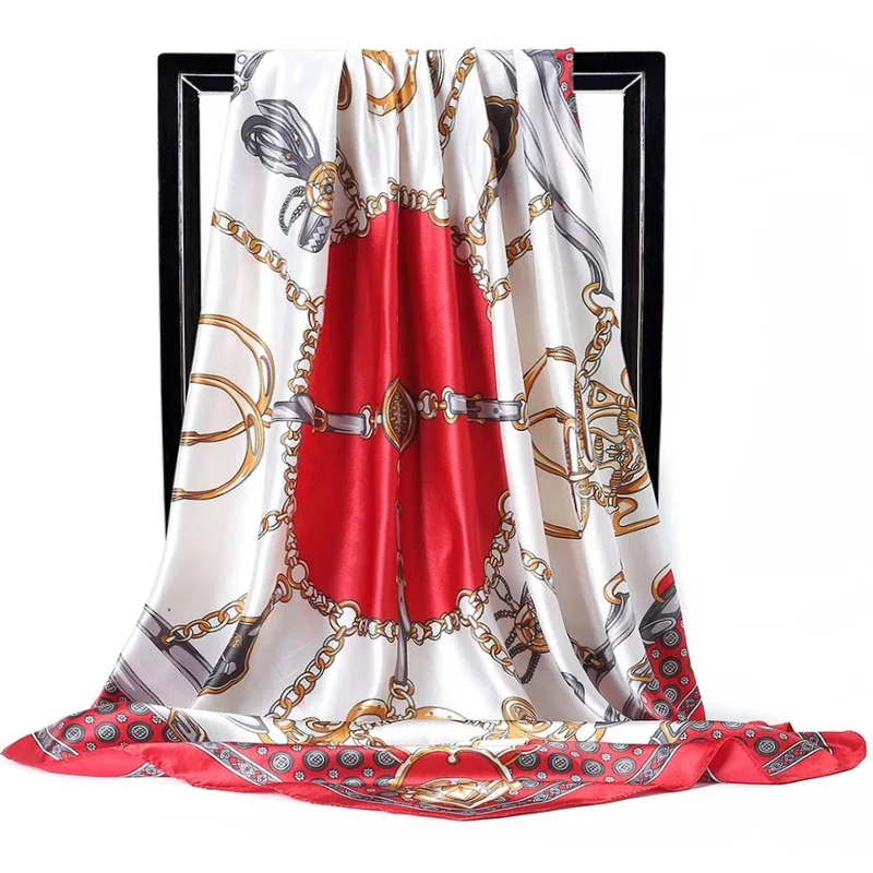 

Popular Headcloth New Chain Square Bandannas Fashion 90X90CM Print Shawls Luxury Sunscreen Silk Scarves Four Seasons Kerchief