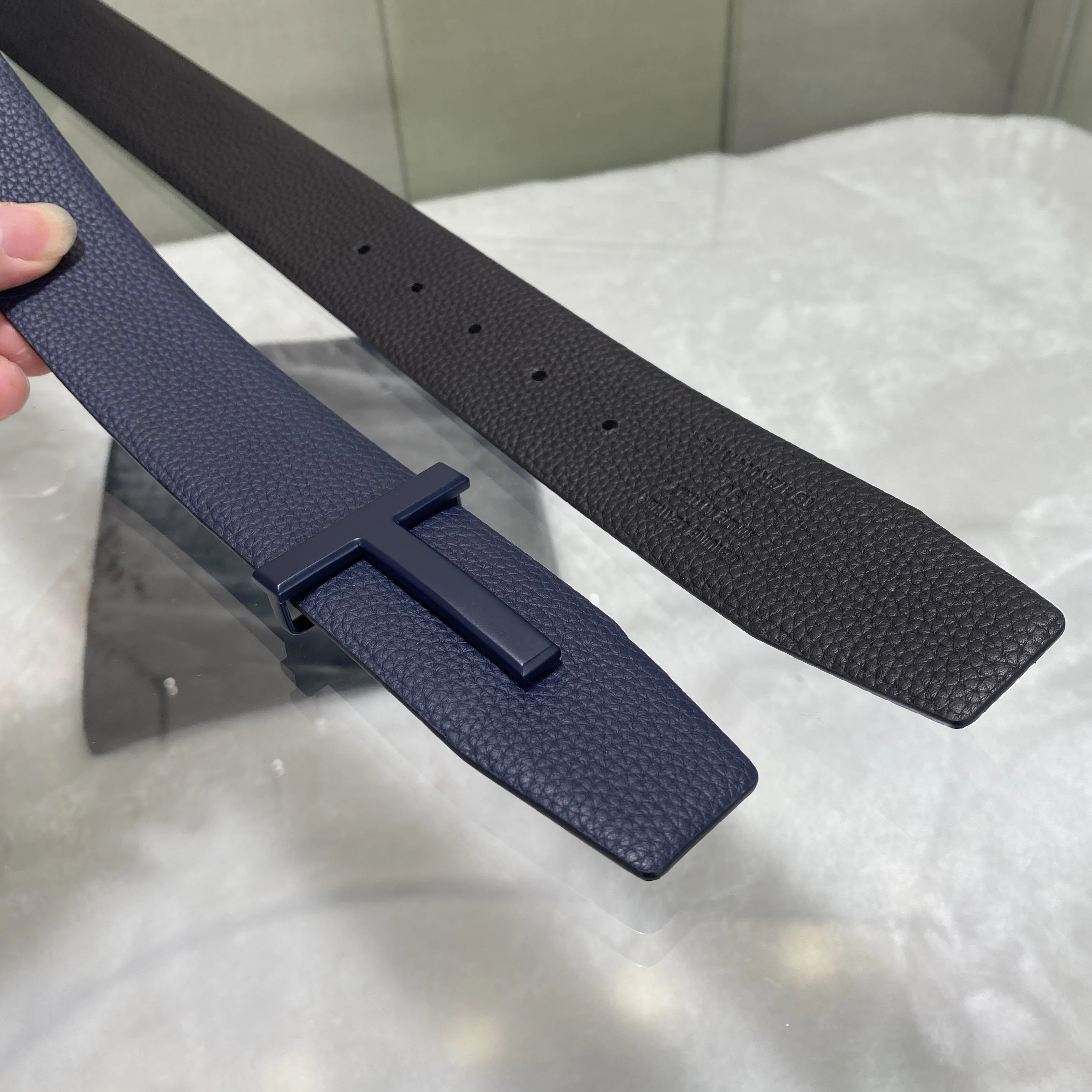 Мужской двухсторонний ремень из натуральной кожи