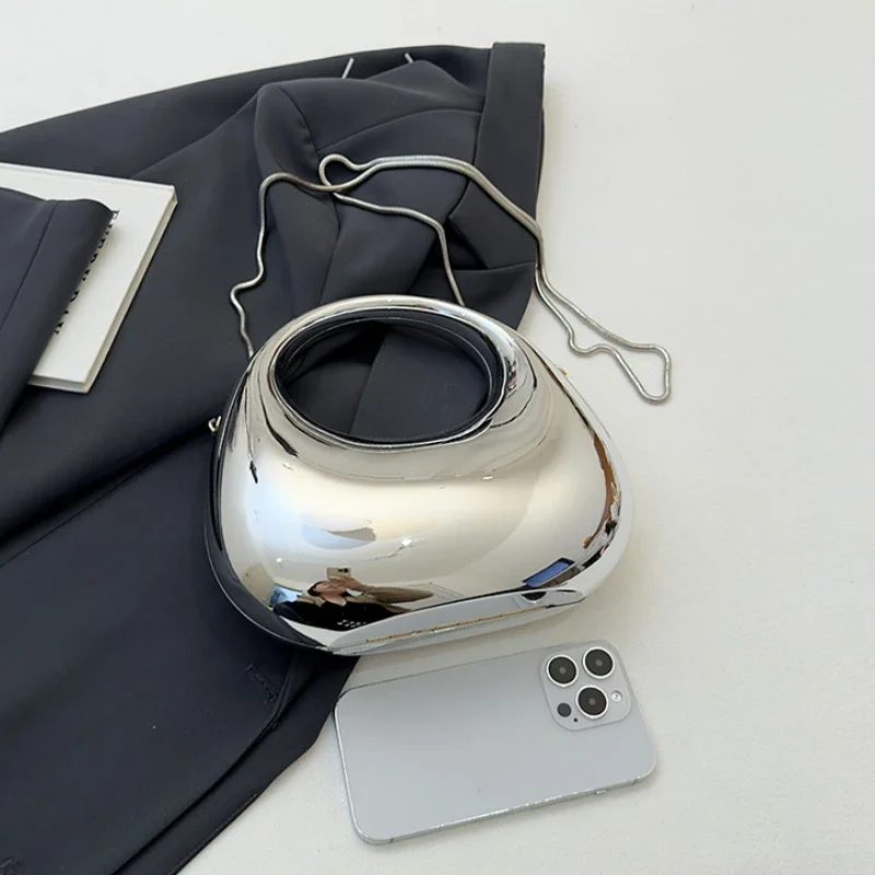 2024 хит продаж сумка из ПВХ цепочка однотонная пряжка модная на плечо мягкая