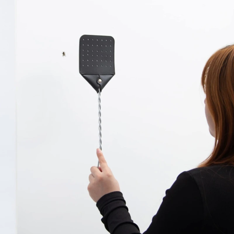 

Long Handle Swatter for Flies Bees Leather Mosquito Swatter Indoor Outdoor Bug Swatter Heavy Duty 17inch Wasp Swatter