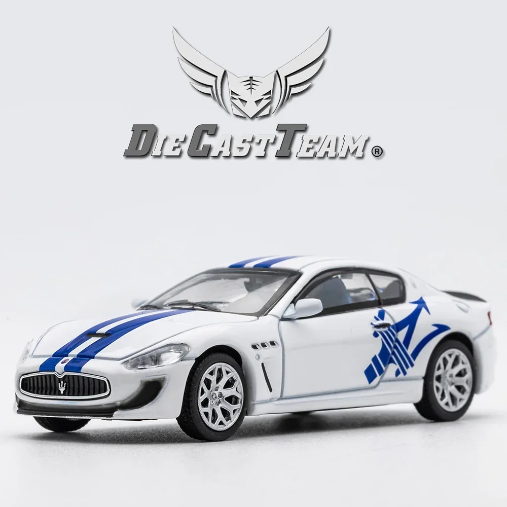 1/64 Maserati GT sport odlewany model motoryzacyjny ozdoby Cas zabawki dekoracje na prezenty świąteczny prezent dla chłopców