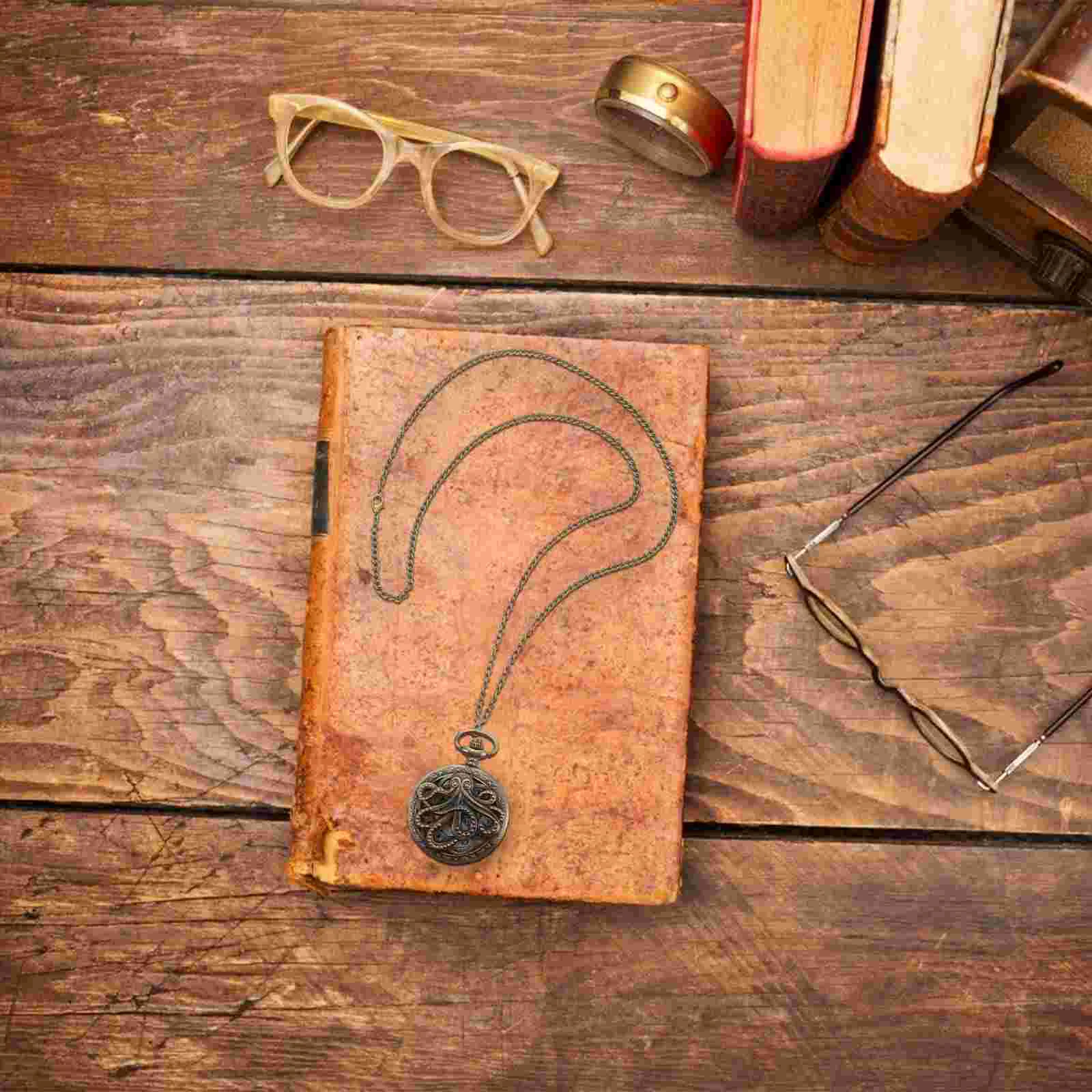 Рисунок 3 - Ажурные карманные часы для мужчин