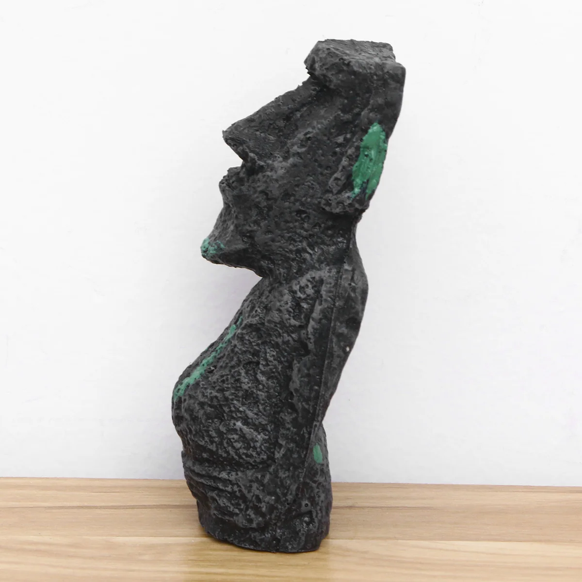 

Easter Island Stone Antique Roman Portrait Resin Artificial Aquarium Equipment Accessory Fish Tank Ornament Cave Rockery