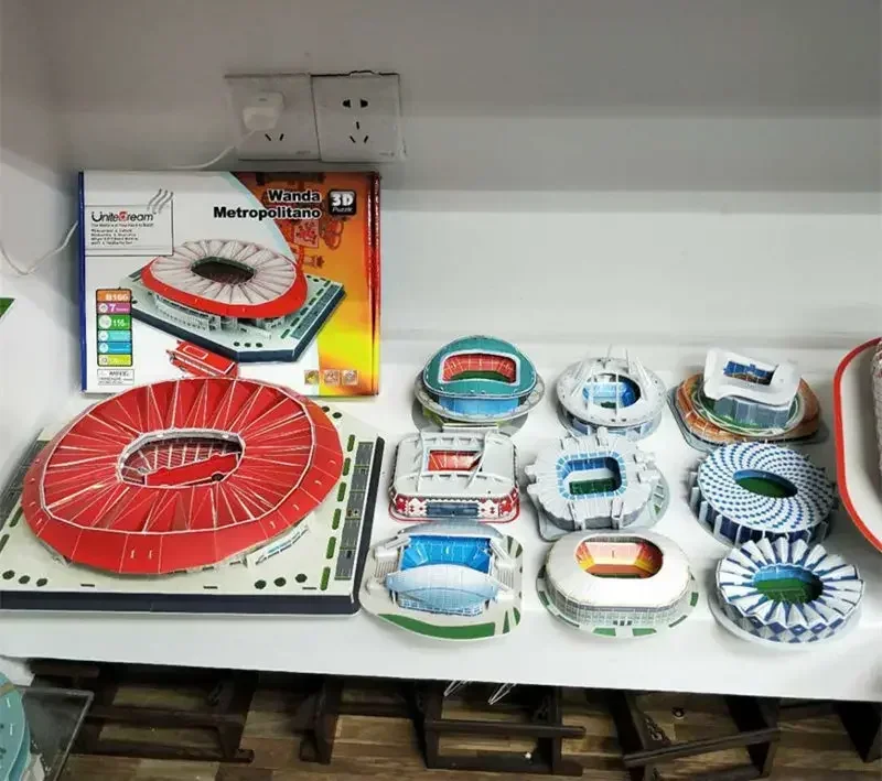 [Забавный] Криштиану Роналду Турин Италия F.C. Alessandro Football Game Stadiums, модель здания, игрушка, детский подарок, оригинальная коробка (art.: 3920ca8dcf555) - 3920ca8dcf555