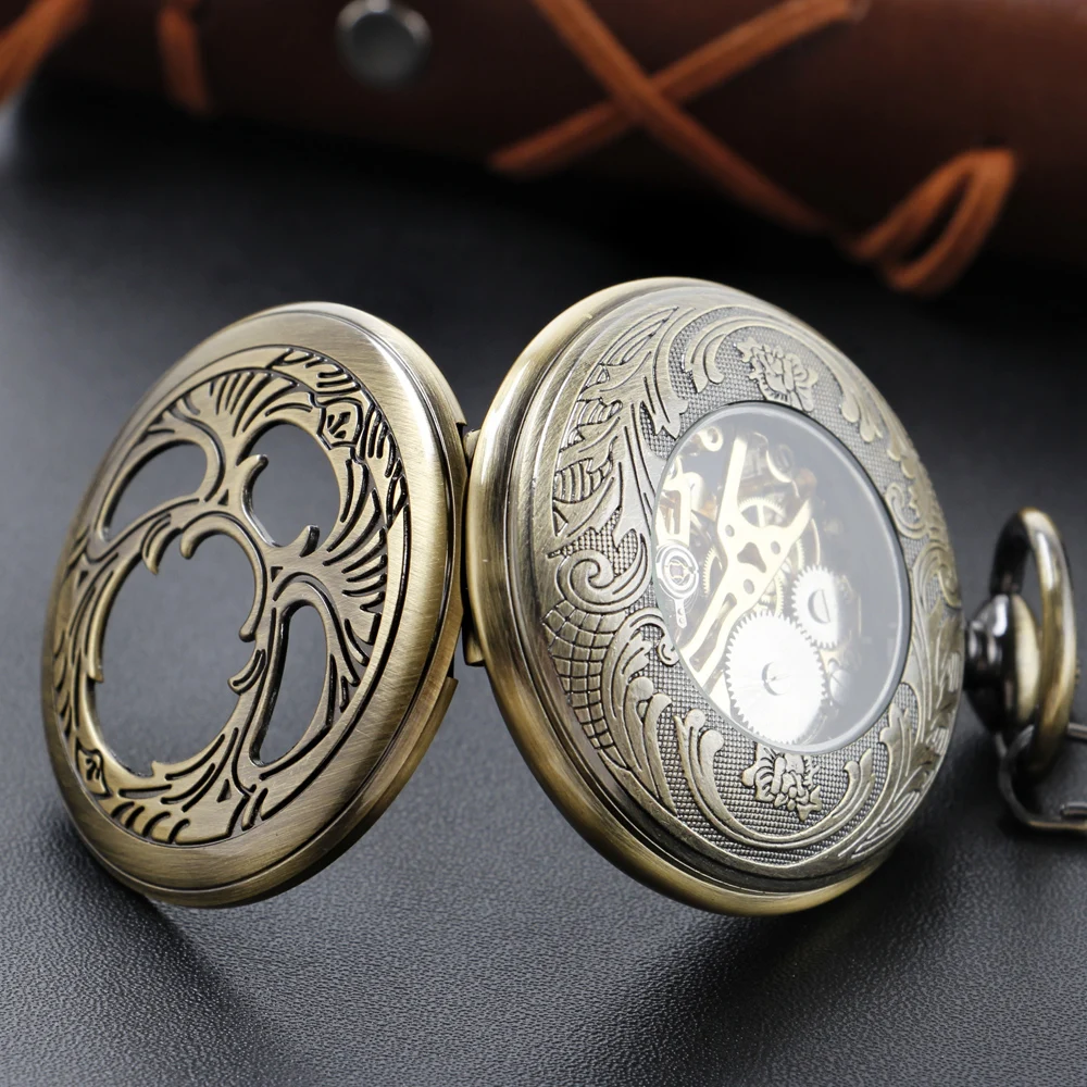 Antique Hollow Crown Manual Stringing Mechanical Pocket Watch Retro Men's Necklace Pendant Clock Women's Jewelry Gift