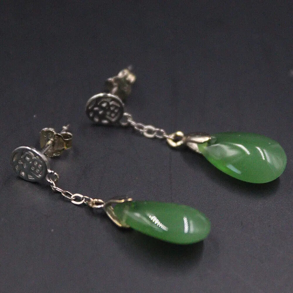 

Женские серьги-подвески из серебра 925 пробы с зеленым нефритом