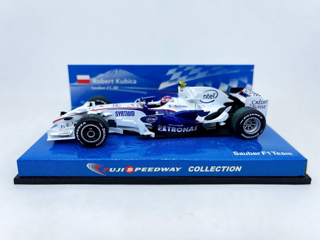 Миниатюрная модель автомобиля в масштабе 1:43 F1 08 2008 Роберт кубика Япония