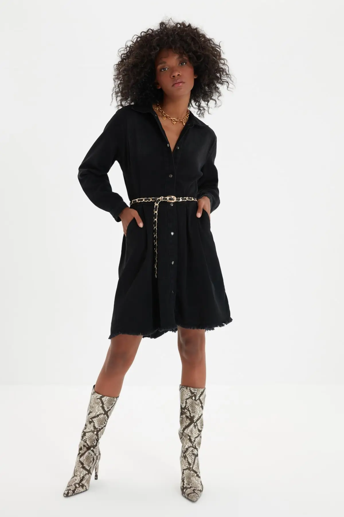 

Trendyol Sleeve Detail Skirt Tip Tassels Denim Dress TWOAW22EL0081