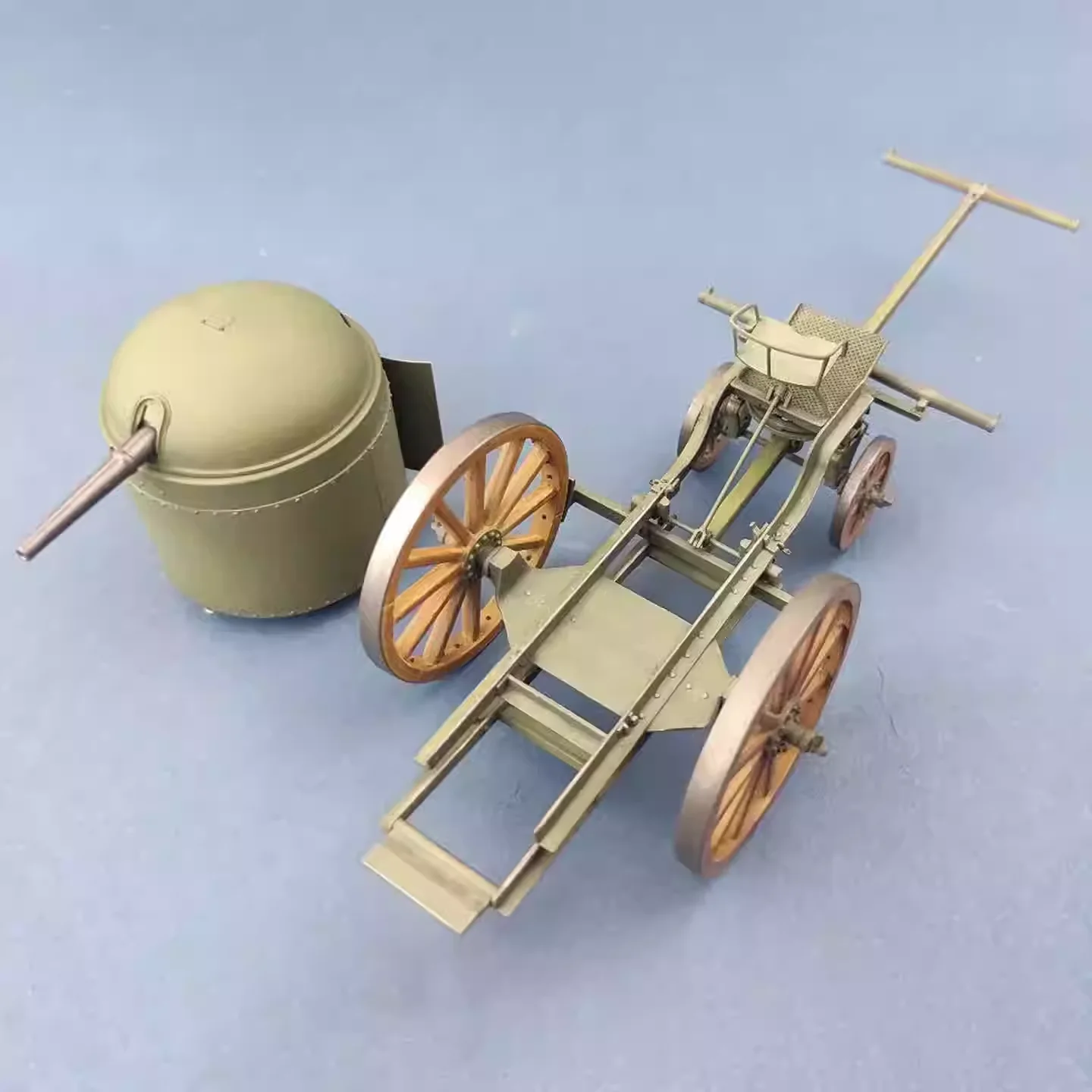 Фото Пластиковый сборный модельный набор CSM CSM35011 5,7 см Gruson Fahrpanzer 1/35 №4