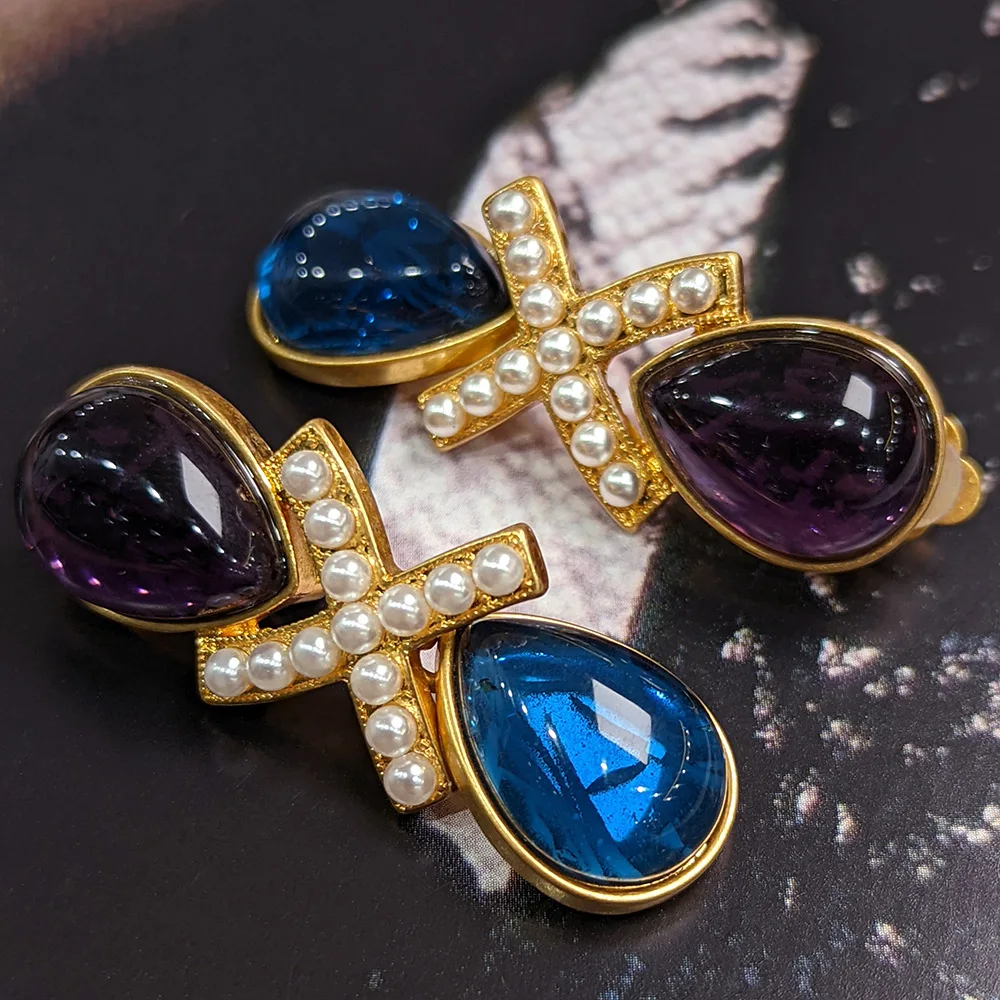 

French retro green elegant court style exquisite ear studs