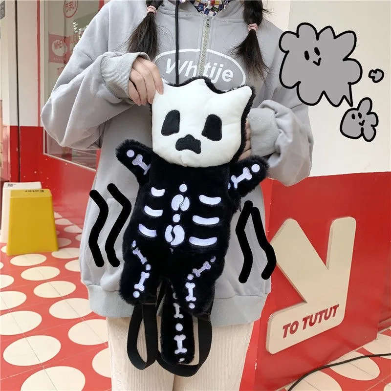Skull Plush Backpack Gothic Water Bottle Bag Goth Doll Backpack Female Winter Furry Bag Skull Shape Bag Skeleton Birthday Gift