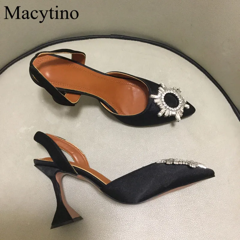 

Sunflower Goblet Heel Ladies High Heels Pointed Toe Strange Heel High Heels Fashion Party High Heels