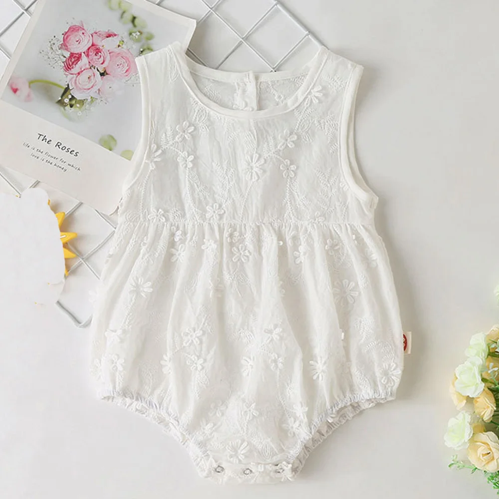 

Baby Girl Summer Bodysuits Sleeveless Cotton White Color Embrodiery Princess 1st Birthday Infant Clothes Newborn Onesies