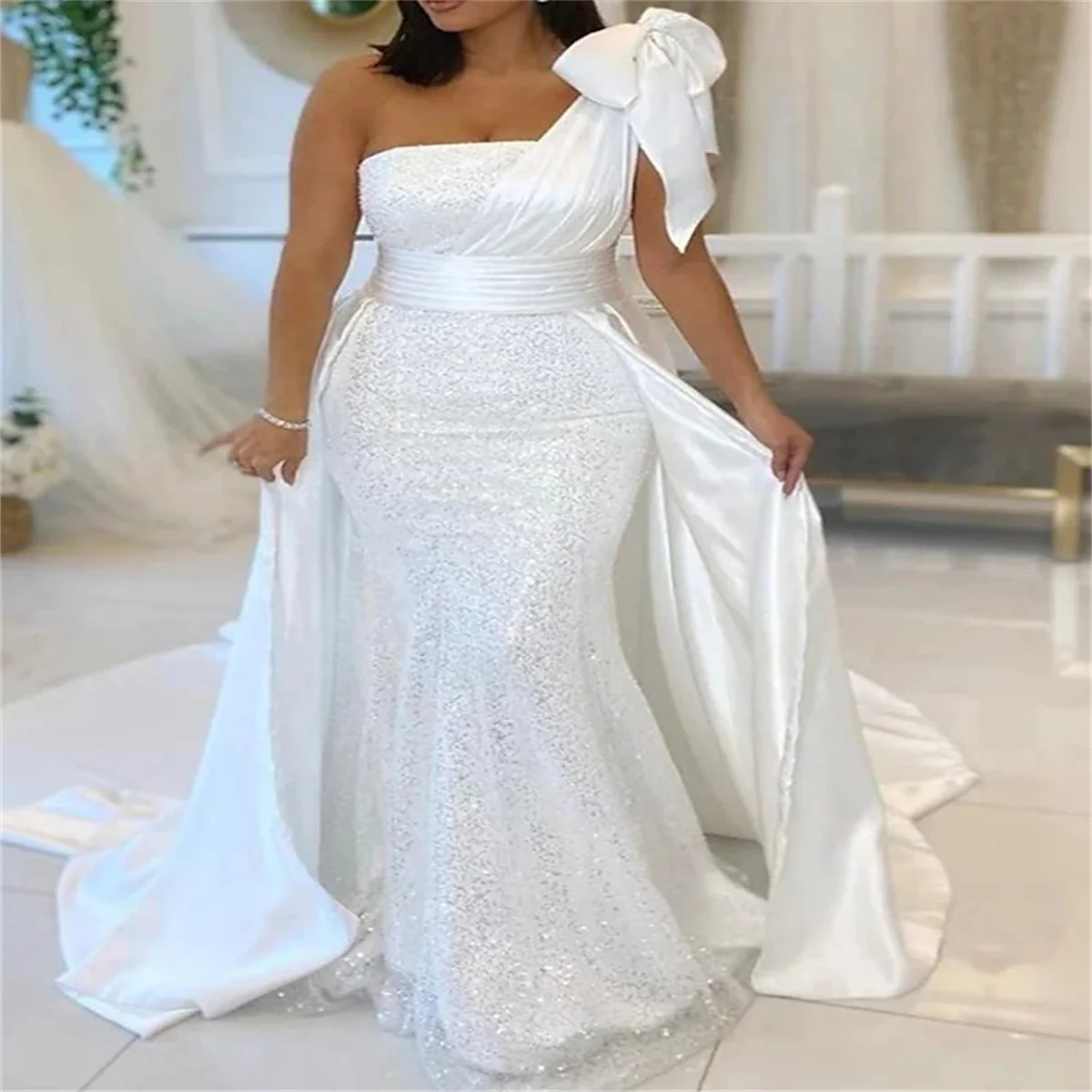 

Hall Mermaid / Trumpet Wedding Dresses Chapel Train Sleeveless Pure White One-shoulder Large Bow Sequin Tunic 2023 Bridal Gowns