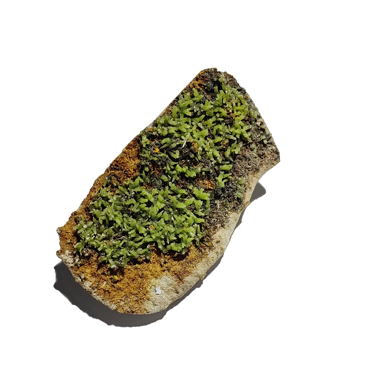 

1PCS 100% Natural Pyromorphite Mineral Crystal Teaching Specimen Collect Home Decoration Trinkets Room Decor