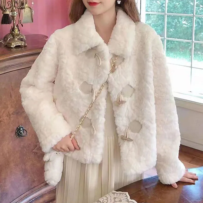 Куртка женская из овечьей шерсти с длинным рукавом и пуговицами