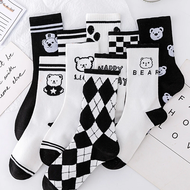 

Fashion Black And White Bear Chessboard Stripe Mid Tube Socks Women Men Sport Breathable Socks For Spring Summer