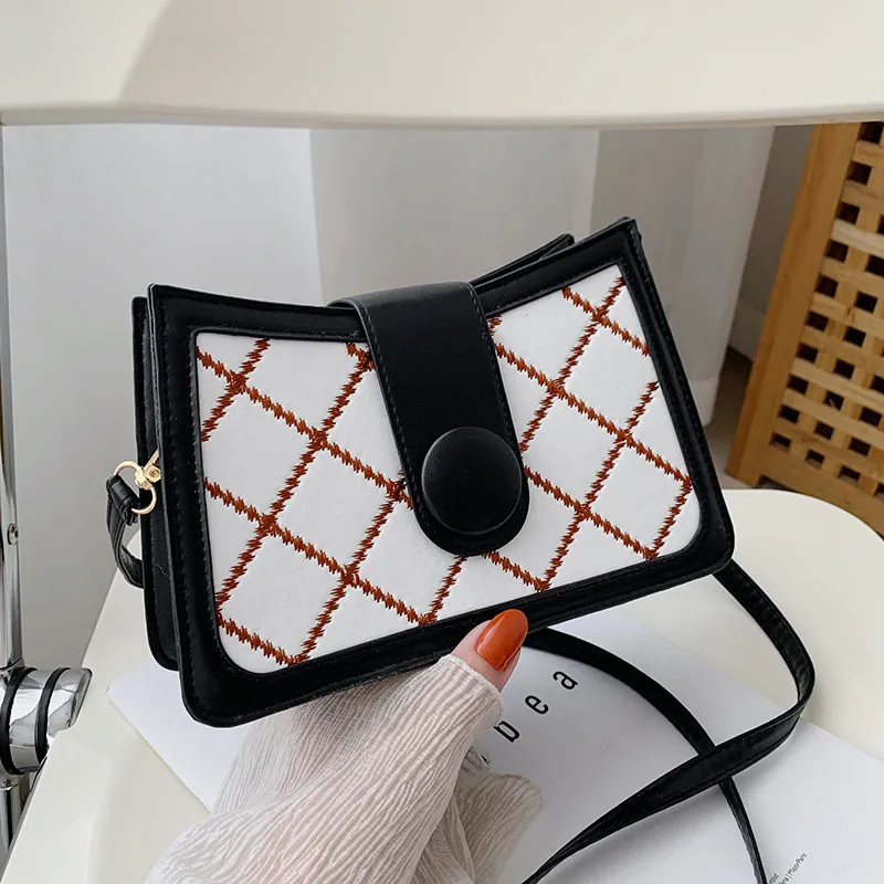

Plaid Square Underarm Bag 2022 New High-quality PU Leather Women's Designer Handbag Luxury Brand Shoulder Messenger Bag