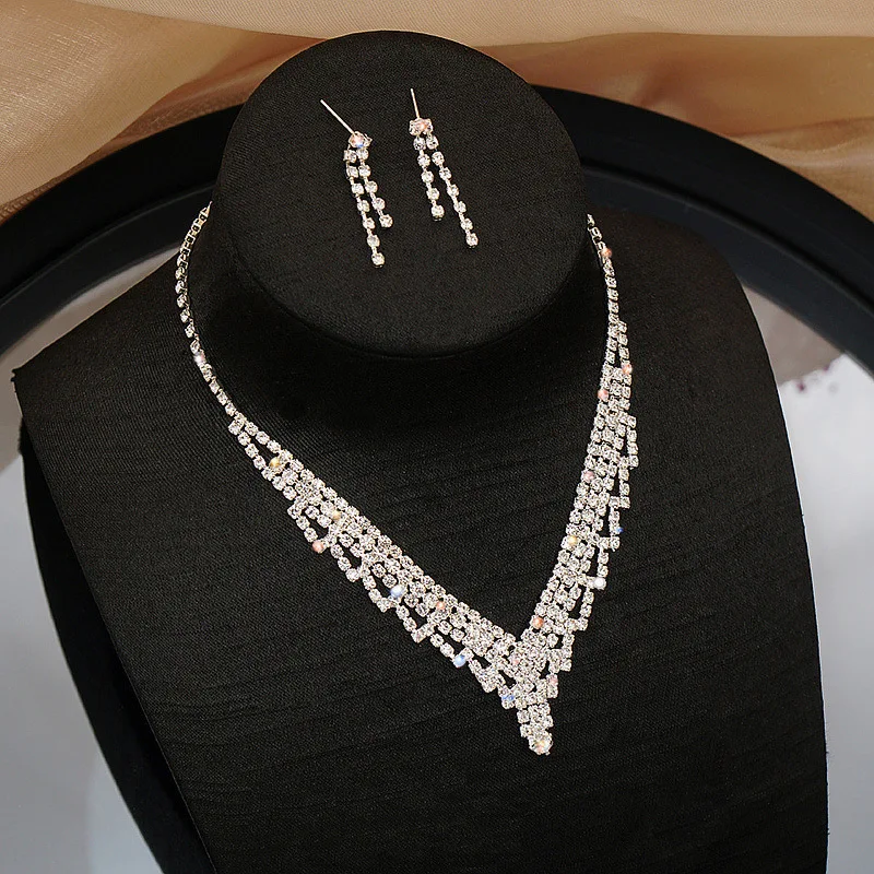 

Bridal Wedding Dress Necklace Earrings 2 Pieces Set Full Diamond Super Flash Necklace Jewelry High Accessories Wholesale