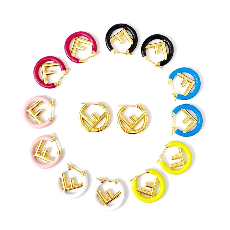 

Модные серьги-гвоздики, позолоченные ювелирные изделия, простые и элегантные эмалевые цветные глянцевые серьги-капли с масляными буквами, ...