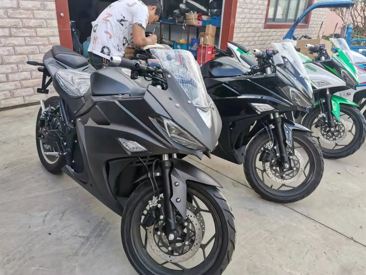 Wuxi High Speed Дешевый электрический мотоцикл для взрослых мотоцикла3000W на продажу