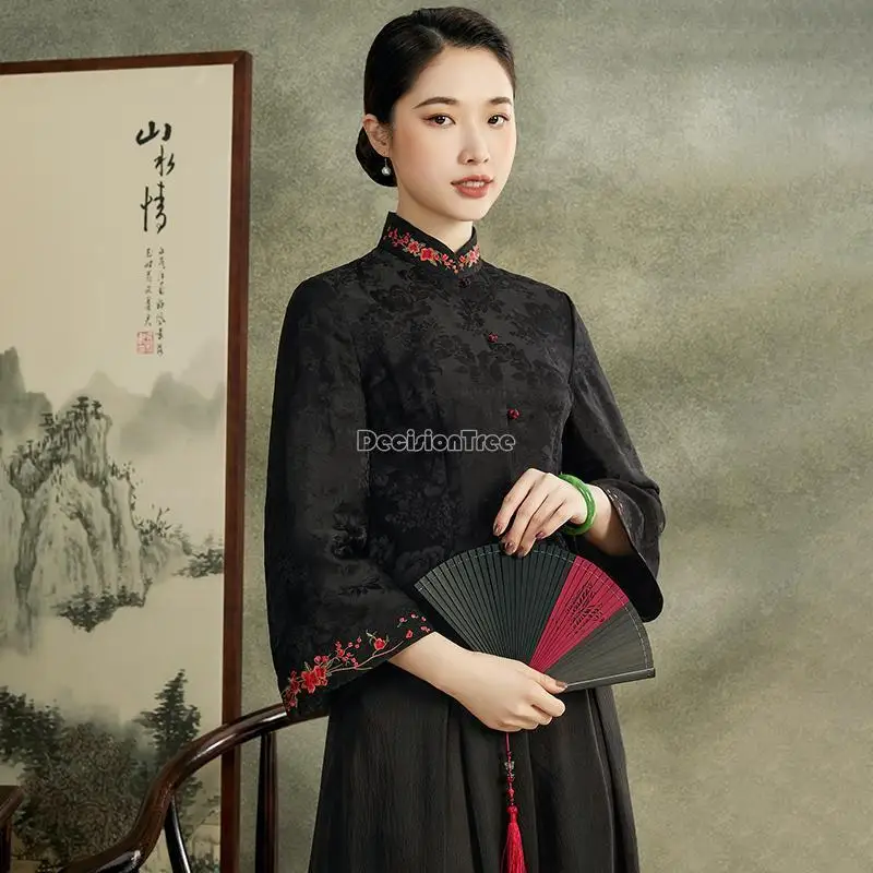 

2023 autumn new chinese style embroidery short cheongsam tang suit blouse for women elegant half sleeve stand collar top g877