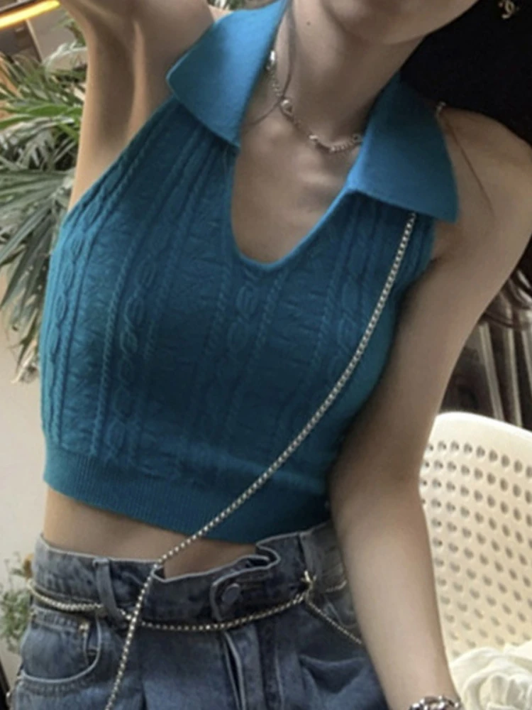 

2023 new niche sexy spice girl beauty back sleeveless knitted short halter halter summer top to wear